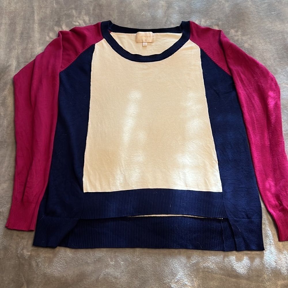 𝅺SKIES Are Blue. Medium. Lightweight sweater